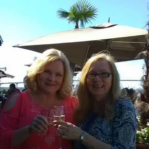 Meet your Posher, Suzanne